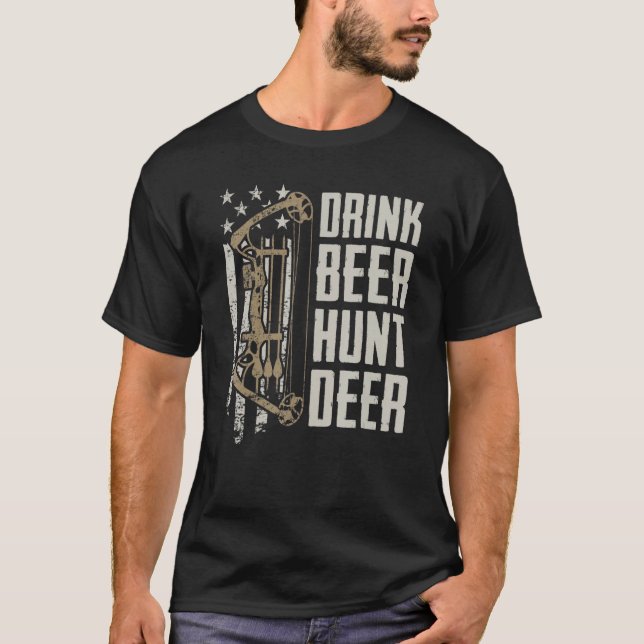 Camiseta Beba Beer Hunt Deer Engraçado Arco de Arqueação Ca (Frente)