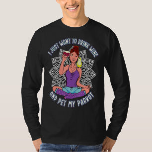 Camiseta Beba vinho e animais de estimação...
