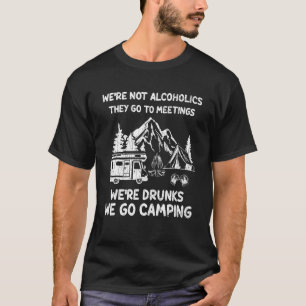 Camiseta Bebados Weu2019re Vamos Acampar Gráfico de Campos
