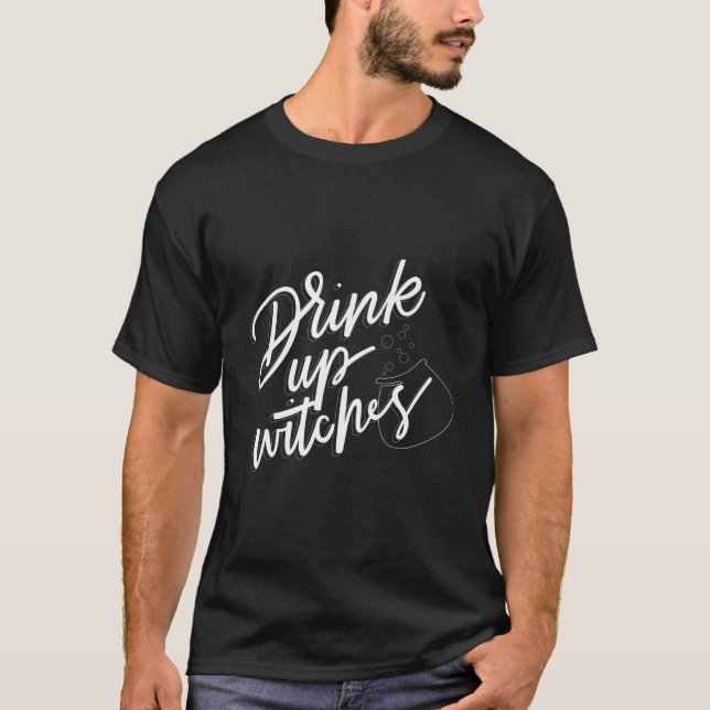 Camiseta Bebam Bruxas Feiticeira Halloween Bebendo (Frente)