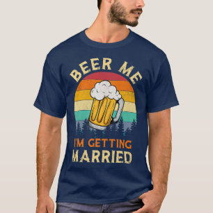 Camiseta Bebam Eu Vou Casar Com Homens Engraçados.