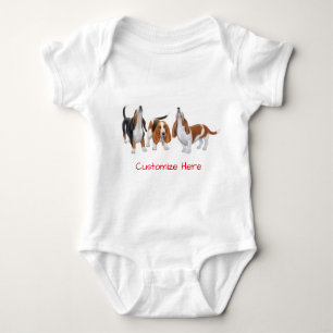Camiseta Bebê bonito dos cães de Basset Hound uma parte