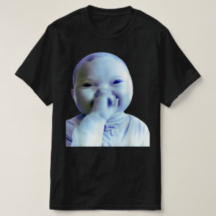 Camiseta Bebê de IA Segurando Meme de Riso Tendência Viral 