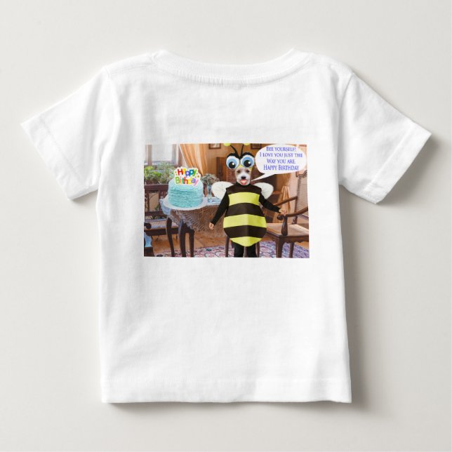 Camiseta bebê. Feliz Aniversário. (Verso)