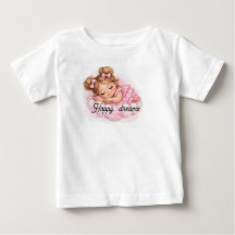 Bebê Menina Adormecida em Nuvem Rosa Arte