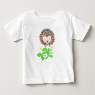 Camiseta Bebê, porca e flores de morango selvagem