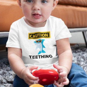 Camiseta Bebê Tubarão Causado Engraçado