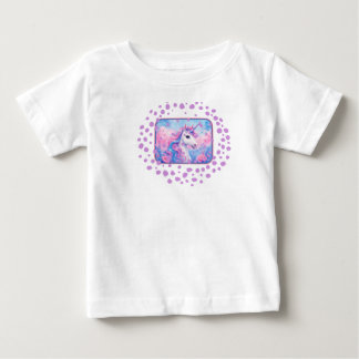 Camiseta Bebê Unicórnio – Gráfico Infantil Mágico 