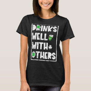 Camiseta Bebendo Engraçado Bebe Bem Com