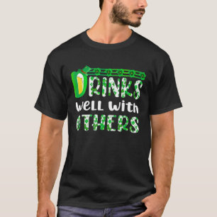 Camiseta Bebendo Engraçado Bebe Bem Com Não