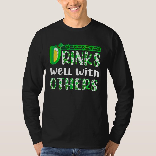 Camiseta Bebendo Engraçado Bebe Bem Com Não (Frente)