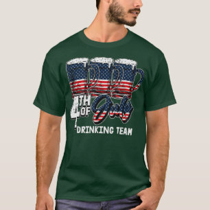 Camiseta Bebendo Team 4 De Julho Beer Mug American Flag
