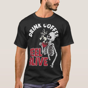 Camiseta Beber Café Sentir Vivo Caveira Mulher Pirata Parti