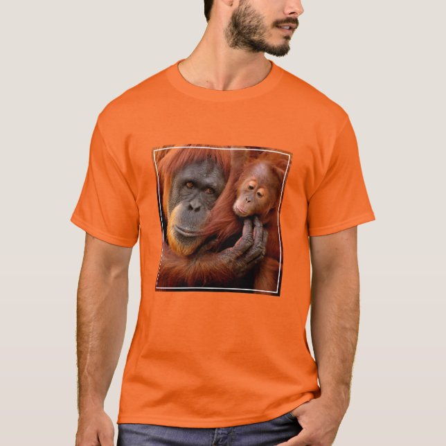 Camiseta Bebês Mais Pobres | Orangutan Mãe e Bebê (Frente)