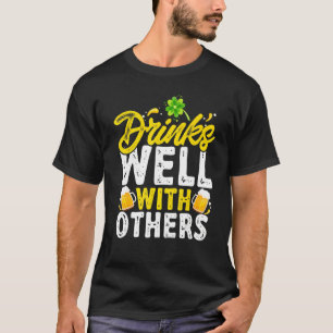Camiseta Bebidas bem com outras Ruas, Bebado do dia de Patr