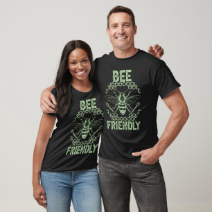 Camiseta Bee Friendly Honeycomb
