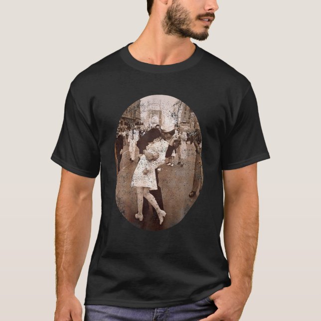 Camiseta Beijar Enfermeira Marinha Na Times Square Em 1945, (Frente)