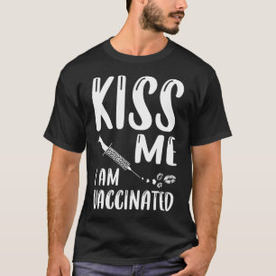 Camiseta Beije-Me Estou Vacinado Pandemia de Coronavírus