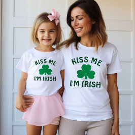 Camiseta Beije-me Eu Sou Irlandês Branco Família de São Pat