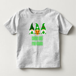 Camiseta Beije Me Eu Sou Irlandês Dia de São Patrício Gnome