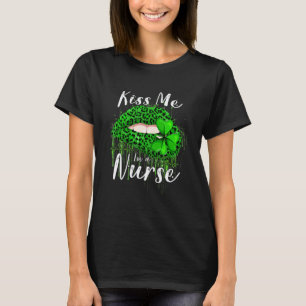 Camiseta Beije Me Eu Sou Uma Enfermeira Dia De São Patrício