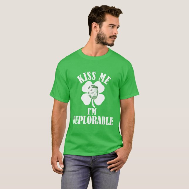 Camiseta Beije-me, mim são deplorável (Frente Completa)