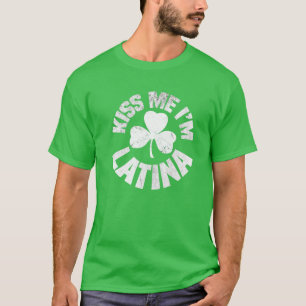 Camiseta Beije-me Sou Latina Dia de São Patrício Engraça