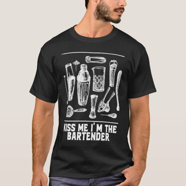 Camiseta Beije-me, sou o barman Bartender Bartening Humor M (Frente)