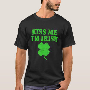 Camiseta Beije-me Sou Rua de Shamrock irlandês engraçado Pa