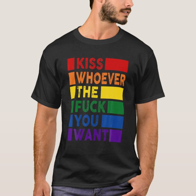 Camiseta Beije Quem Quer Que Seja, Você Quer LGBT (Frente)