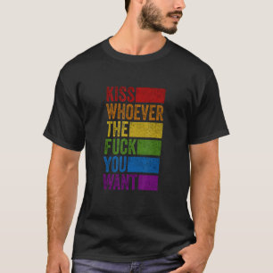 Camiseta Beije Quem Quer Que Você Queira O Arco-Íris Cores