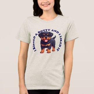Camiseta Beijei um cachorrinho Rottweiller