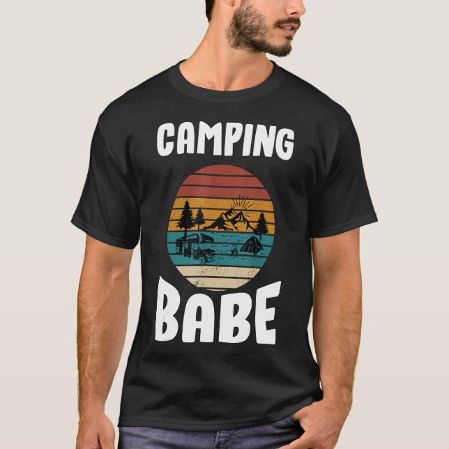 Camiseta Bela acampada, mulher acampada, acampamento, acamp (Frente)