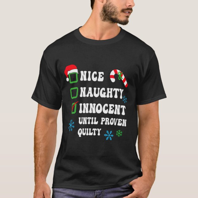 Camiseta Bela Inocente Adormecida Até Comprovada Culpa Engr (Frente)