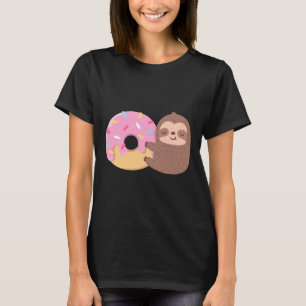 Camiseta Bela Pequena Lama Abrindo Uma Rosquinha