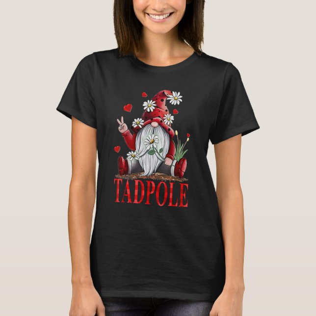 Camiseta Bela Tadpole Gnome Heart Daisy Flower Peace Love (Frente)