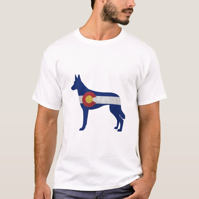 Camiseta Belga Malinois Colorado Flag Silhouette (Frente)