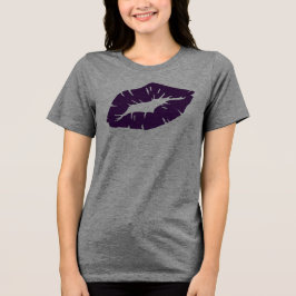 Camiseta Belo Beijo de Batom Roxo Isolado