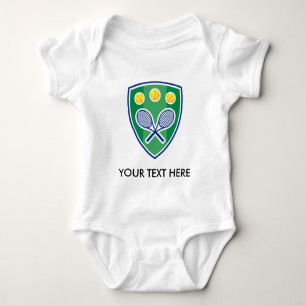 Camiseta Belo traje de bebê tênis. Adicionar nome ou aspas