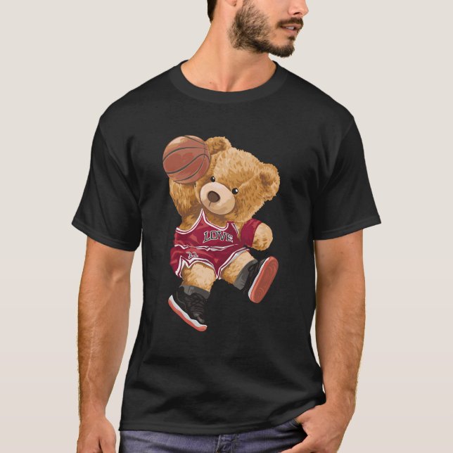 Camiseta Belo Urso Bravo Jogando Basquete (Frente)