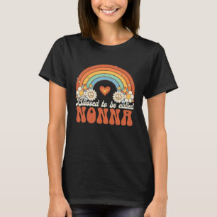 Camiseta Bendita por ser chamada de Nonna Groovy Arco-íris