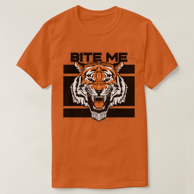 Camiseta Bengala Tiger Bite Me Vintage Retro (Frente do Design)