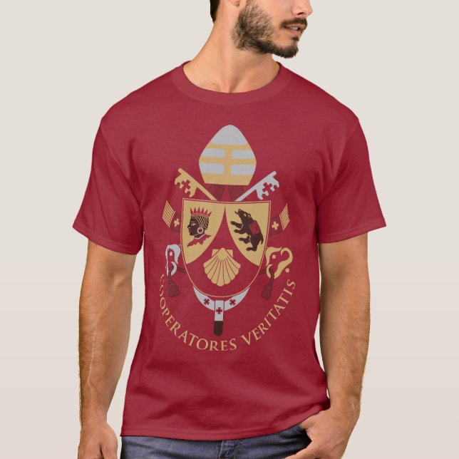 Camiseta Bento XVI Casaco de Armas (Frente)