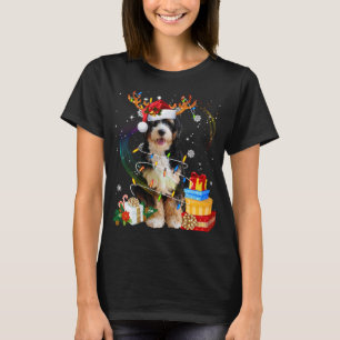 Camiseta Bernedoodle Christmas Reindeers Papais noeis Light