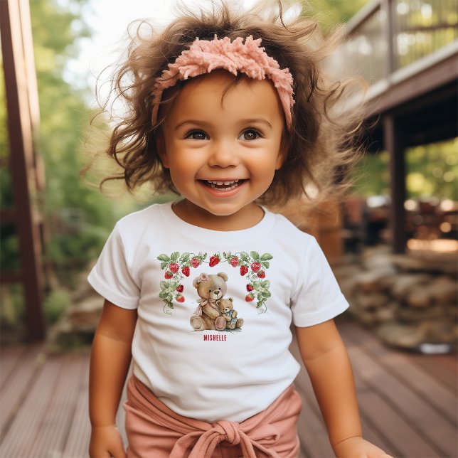 Camiseta Berry First Strawberry and Bear Birday (Criador carregado)