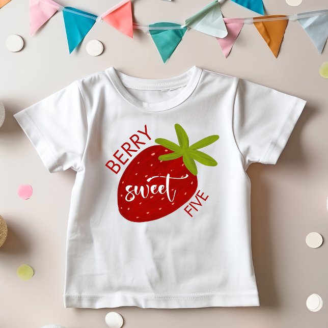 Camiseta Berry Sweet strawberry kids birthday (Criador carregado)
