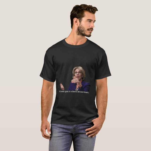 Camiseta Betsy DeVos (Frente Completa)