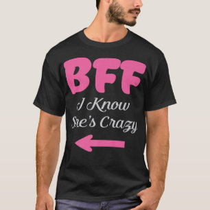 Camiseta BFF Melhores Amigos Piadas Meninas Conheço ela lou