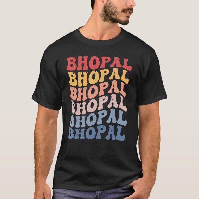 Camiseta Bhopal City Groovy Retro (Frente)