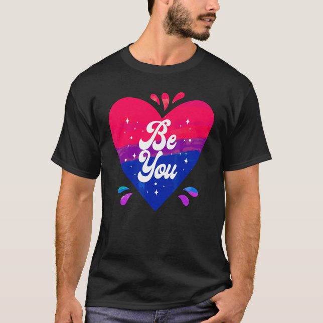 Camiseta Bi Pride Flag Bisexual Heart Be You (Frente)